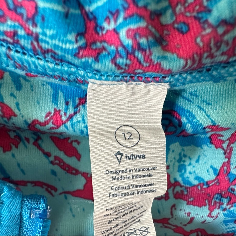 Ivivva reversible dry-fit hoodie. Girls size 12. Like new. - Picture 4 of 7